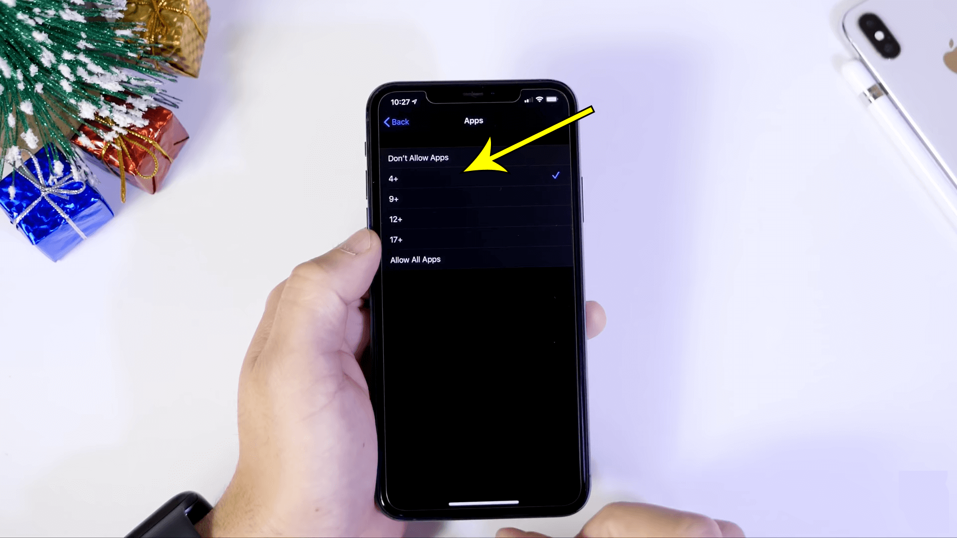 how-to-hide-whatsapp-messages-on-iphone-lock-screen